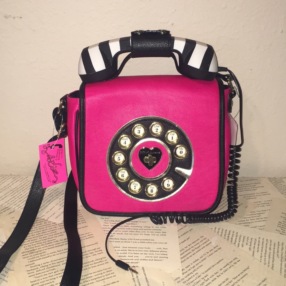 FINAL PRICE DROP BetseyJohnson CrossbodyPhonePurse